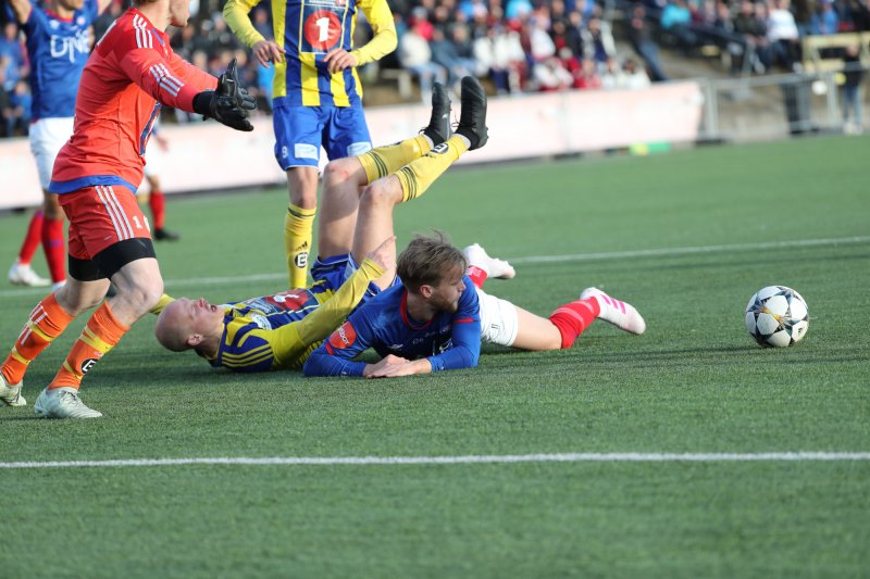 Finne erstatta Herolind Shala etter 50 minutter og skaffe straffe ti minutter senere (Foto: Geir Olsen / NTB scanpix)