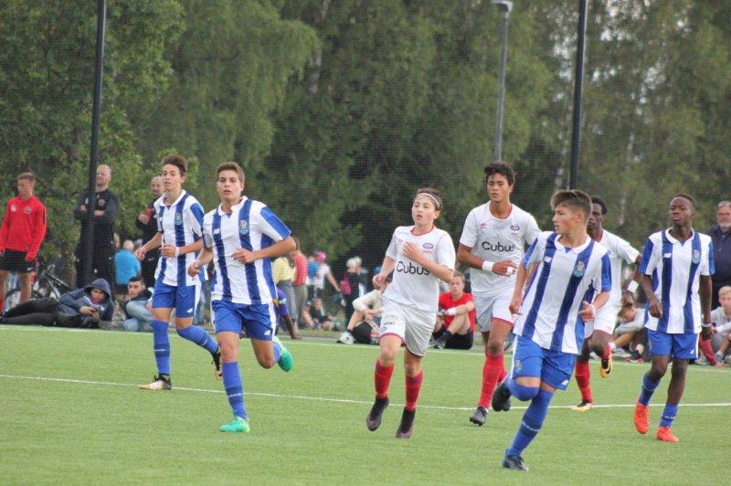 Vålerenga i aksjon i fjorårets Norway Cup-sluttspill. (Foto: Lars H. Øverland)