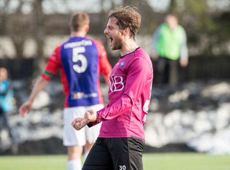 João Meira jubler for scoring i cupen. Portugiseren fikk fire kamper for A-laget i perioden han var i klubben (Foto: Terje Pedersen / NTB scanpix)
