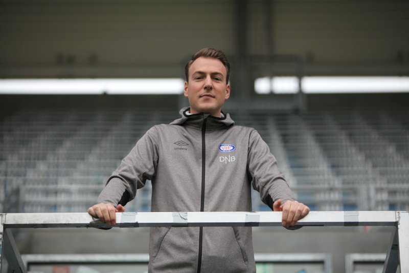 Matijas Löeb takker for seg som SLO og tar plass på tribunen neste sesong (Foto: VIF Media)