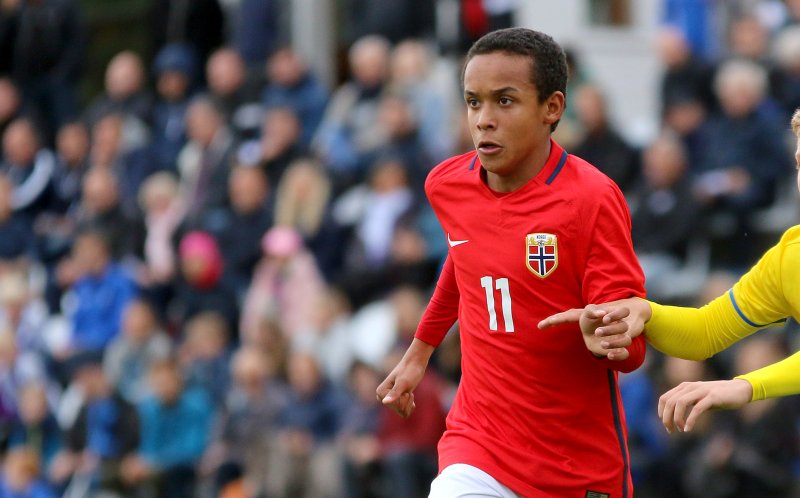 Fredrik Oppegård er klar for nye kamper med flagget på brystet (Foto: NFF)